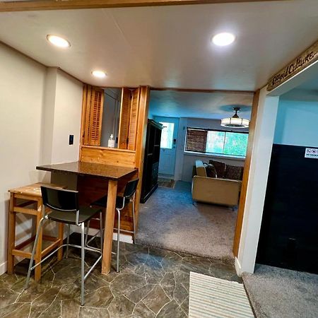 Resort Style Home Living With Private Pool And Hottub เดลต้า ภายนอก รูปภาพ