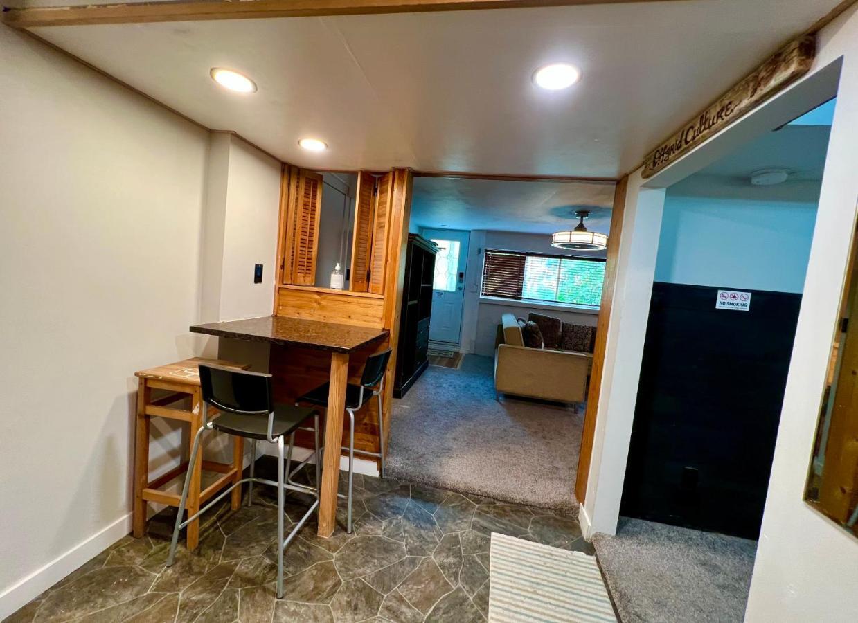 Resort Style Home Living With Private Pool And Hottub เดลต้า ภายนอก รูปภาพ